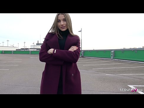 ❤️ ドイツ人スカウトマンは、夢のようにスティール、駐車場のテルテル、お金のためのセクシーに触れることです。 at ja.josporn-com.ru ❌️